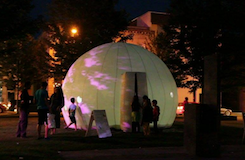 Conversations sur la Place Bourget